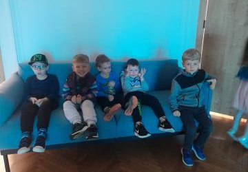 Wizyta przedszkolaków w GCK Gorlice na spektaklu „Jaś i Małgosia